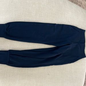Lululemon align joggers 28” navy size 6 worn once